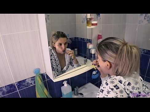 ❤️ פריצה עם צעירים בפיג'מה מסתיימים אוראלי בהצטיינות בתחת - לי שחור ☑ סקס בפורנו iw.sayhentai.ru ❌️
